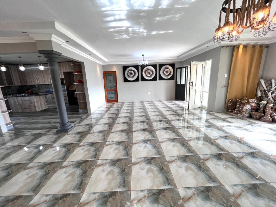 4 Bedroom Property for Sale in Despatch Central Eastern Cape